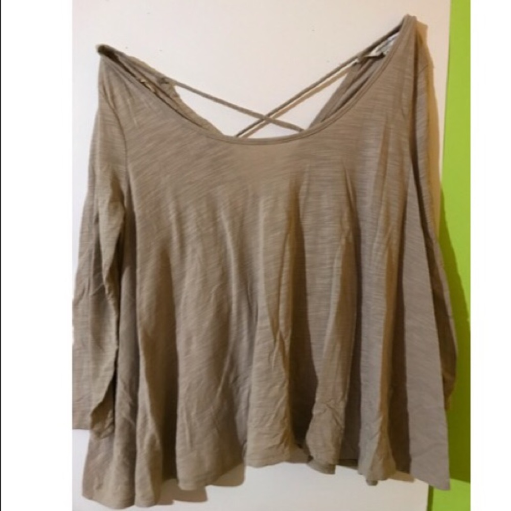 American Eagle top